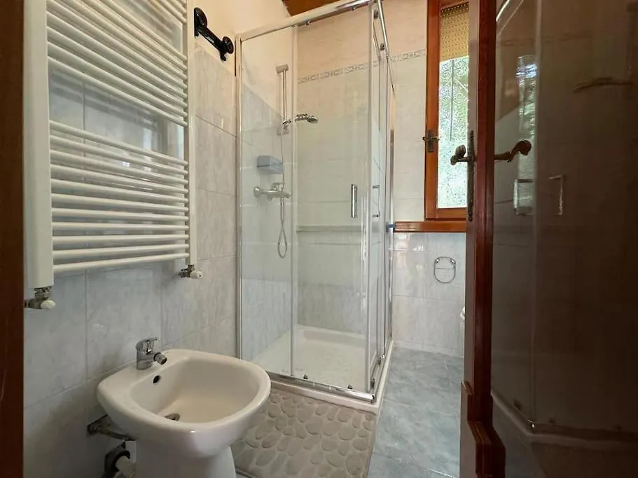 -Free Parking- Salo Sky Loft Con Wi-Fi, E A-C Apartman