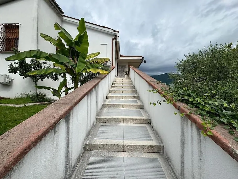 -Free Parking- Salo Sky Loft Con Wi-Fi, E A-C Apartment