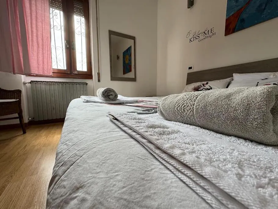 -Free Parking- Salo Sky Loft Con Wi-Fi, E A-C Apartment Italy