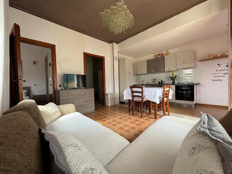 -Free Parking- Salo Sky Loft Con Wi-Fi, E A-C Apartment